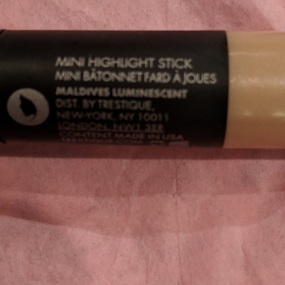 4 for $20 NEW Tre'stique Mini Highlight Stick - Picture 2 of 3